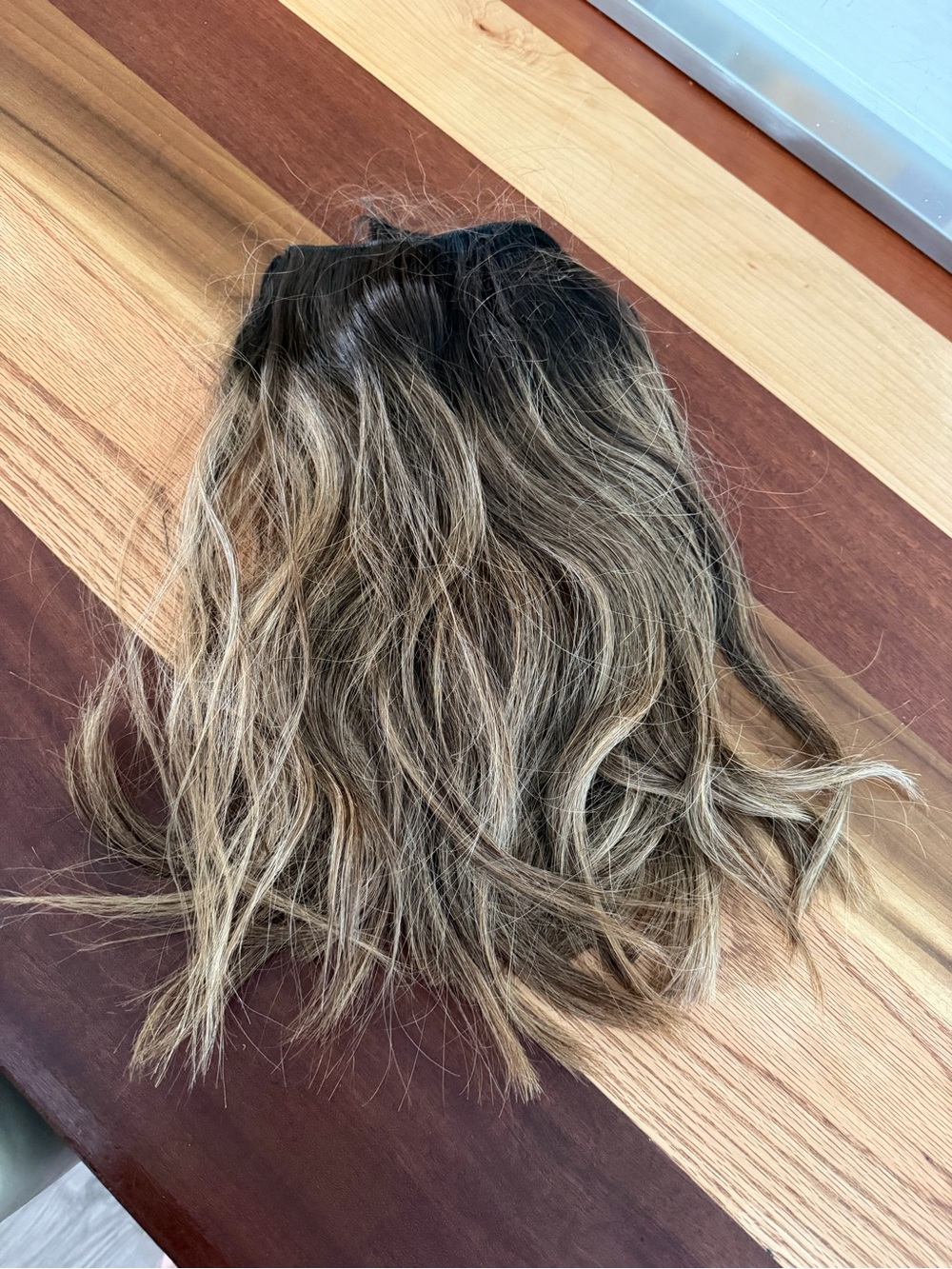 BELLAMI Hand Tied Weft Extensions 18 inch (chocolate almond crunch shade)